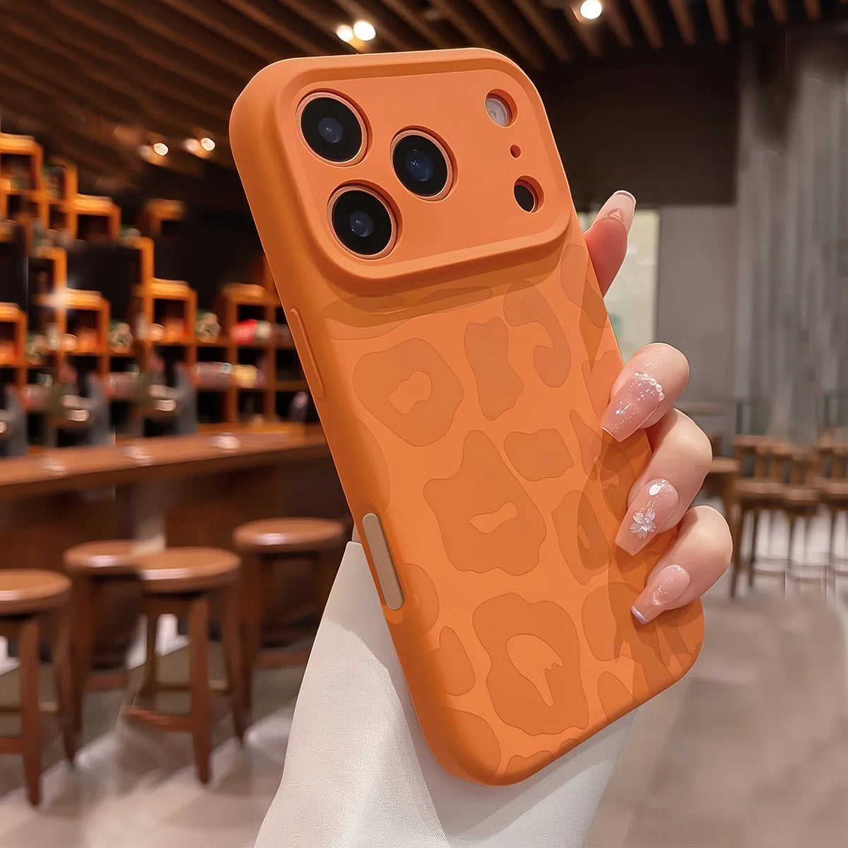 Leopard Pattern Liquid Silicone Case for iPhone 18 17 16 Pro Max Air 14 15 Plus 13